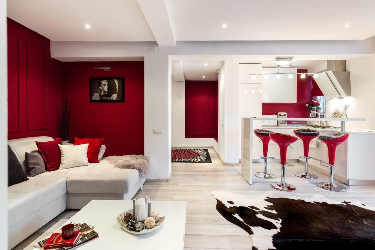 Qult - Old City Pearl Bukares Bagian luar foto